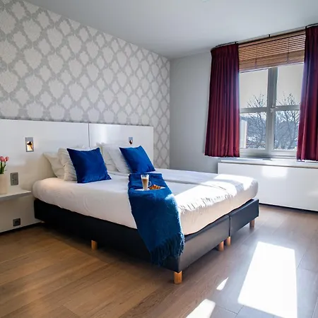 Falko 4* Meise