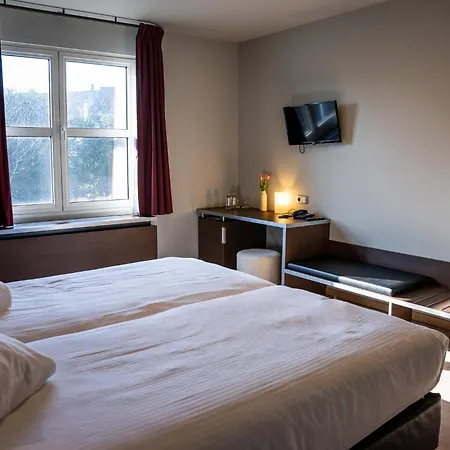 Hotel Falko 4*